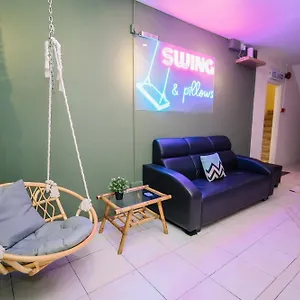  Auberge de jeunesse Swing & Pillows @ Malabar