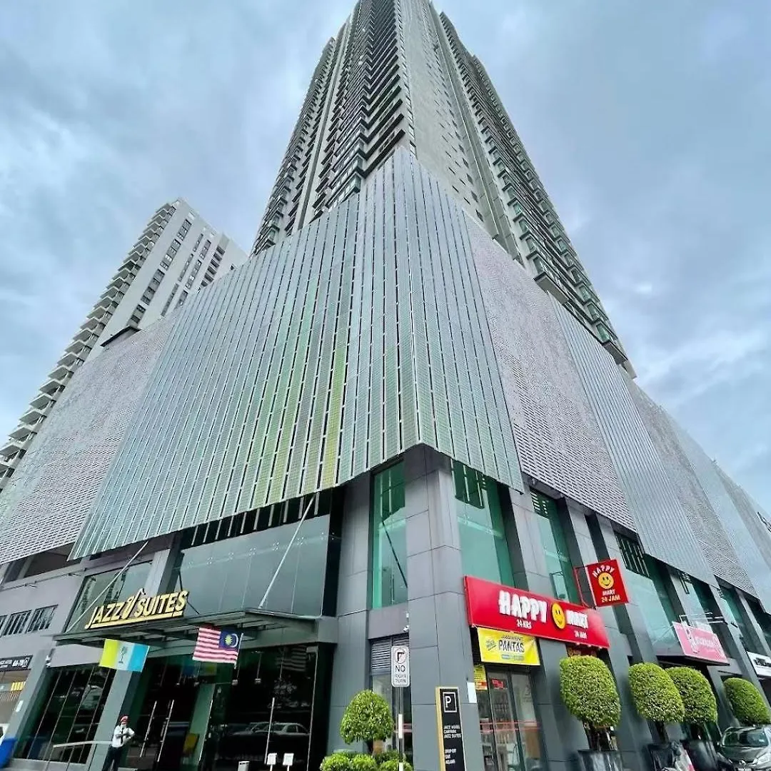 Amazing Seaview 2 Bedroom Bathtub Georgetown 6-8People超级海景双房带浴缸高级公寓 0*, 조지타운 말레이시아